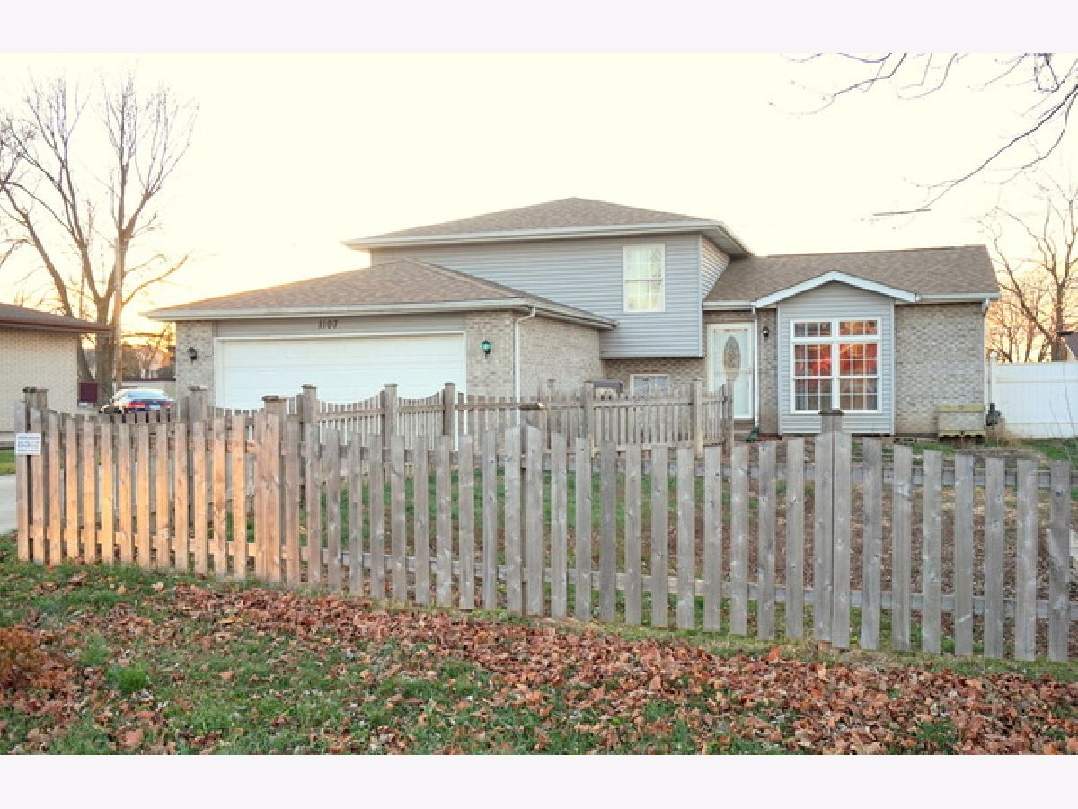 Homes Sold Rooney Heights Joliet Illinois, 1107 Rooney