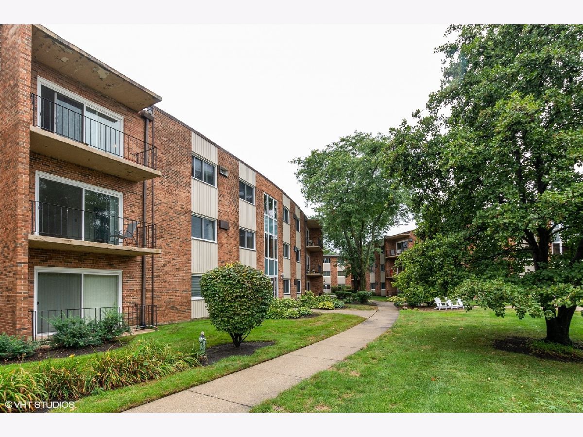 9725 Keeler Avenue, Oak Lawn, Illinois 60453 MLS 10950069 WinterCohen