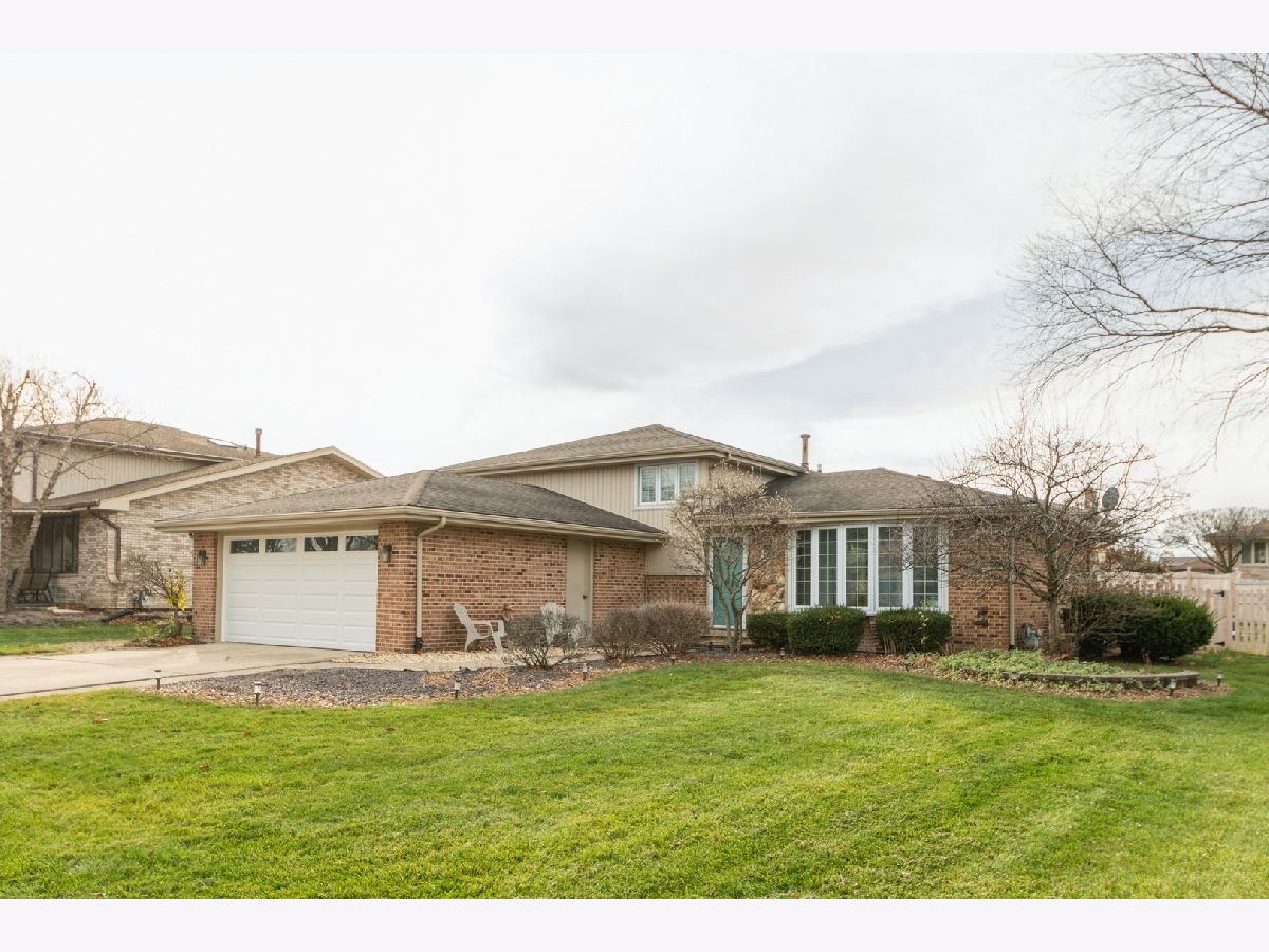 Homes Sold Lancaster South Homer Glen Illinois, 14416 Glen