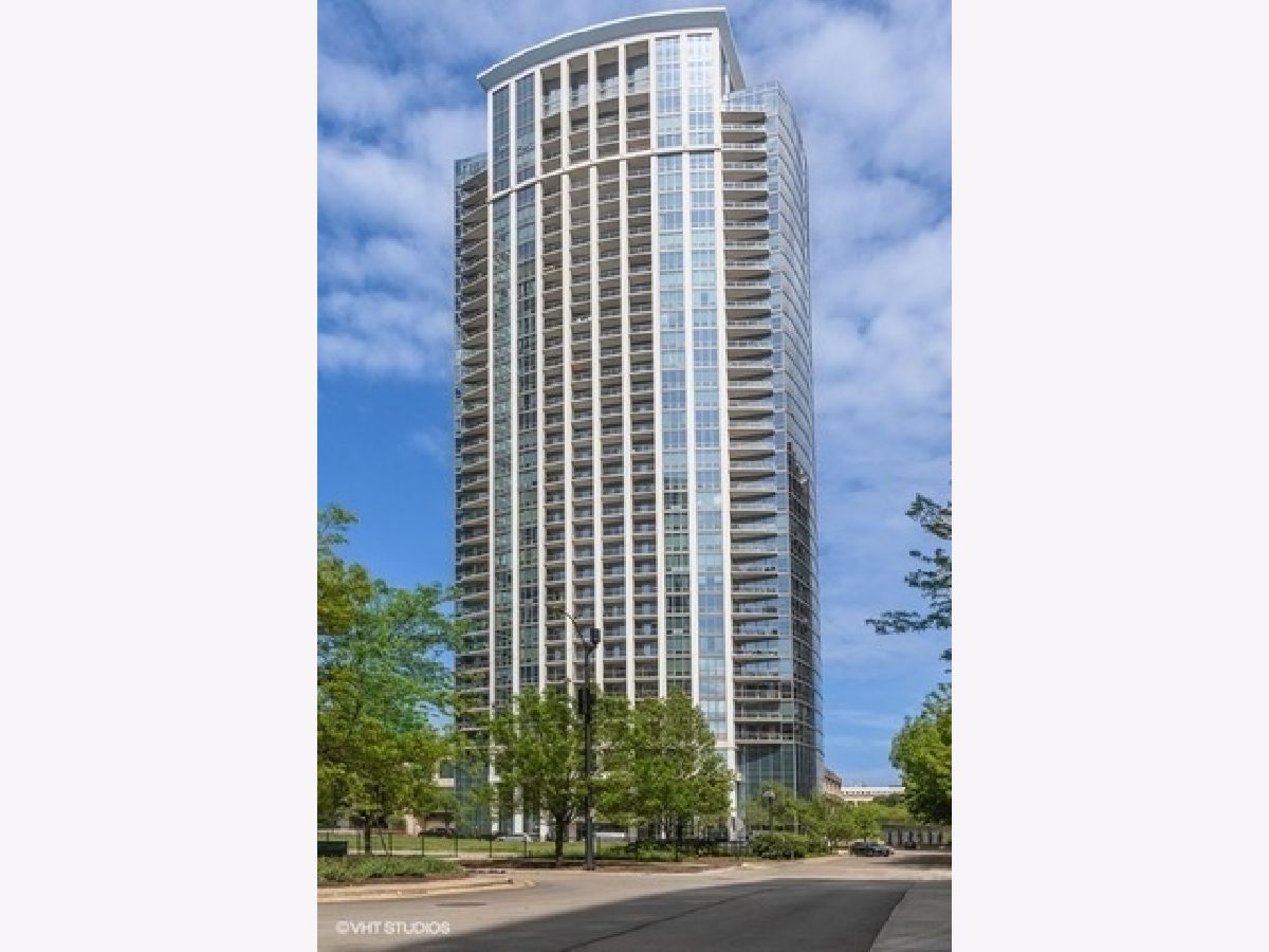 Condominiums Sold Museum Park Tower Iv Chicago Illinois, 1235 Prairie