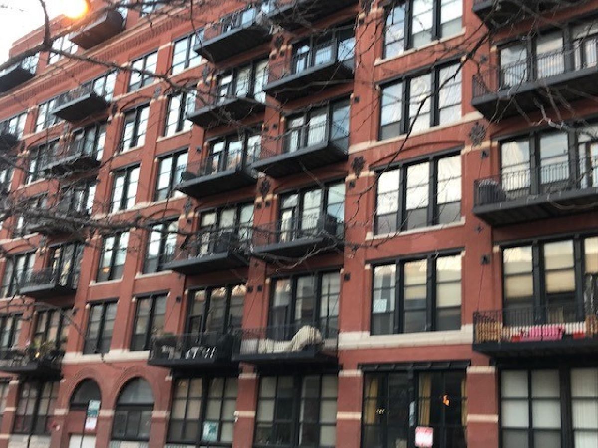 Condos & Townhomes Rented Clinton Street Lofts Chicago Illinois, 226 Clinton