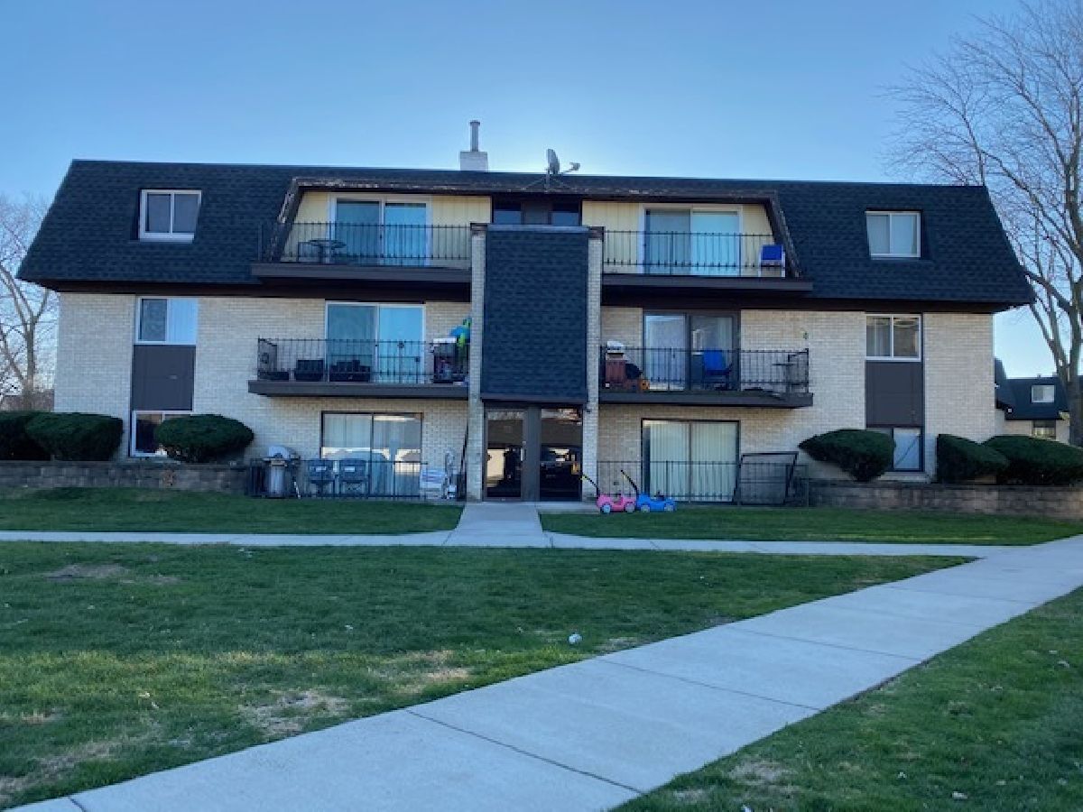 Riviera Regal Palos Hills IL, Condominiums For Sale & For Rent Sadie