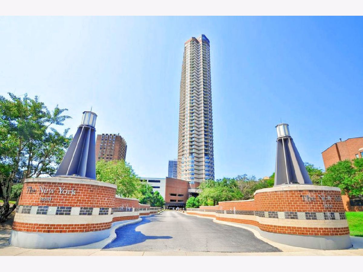 Condominiums Rented New York Chicago Illinois, 3660 Lake Shore