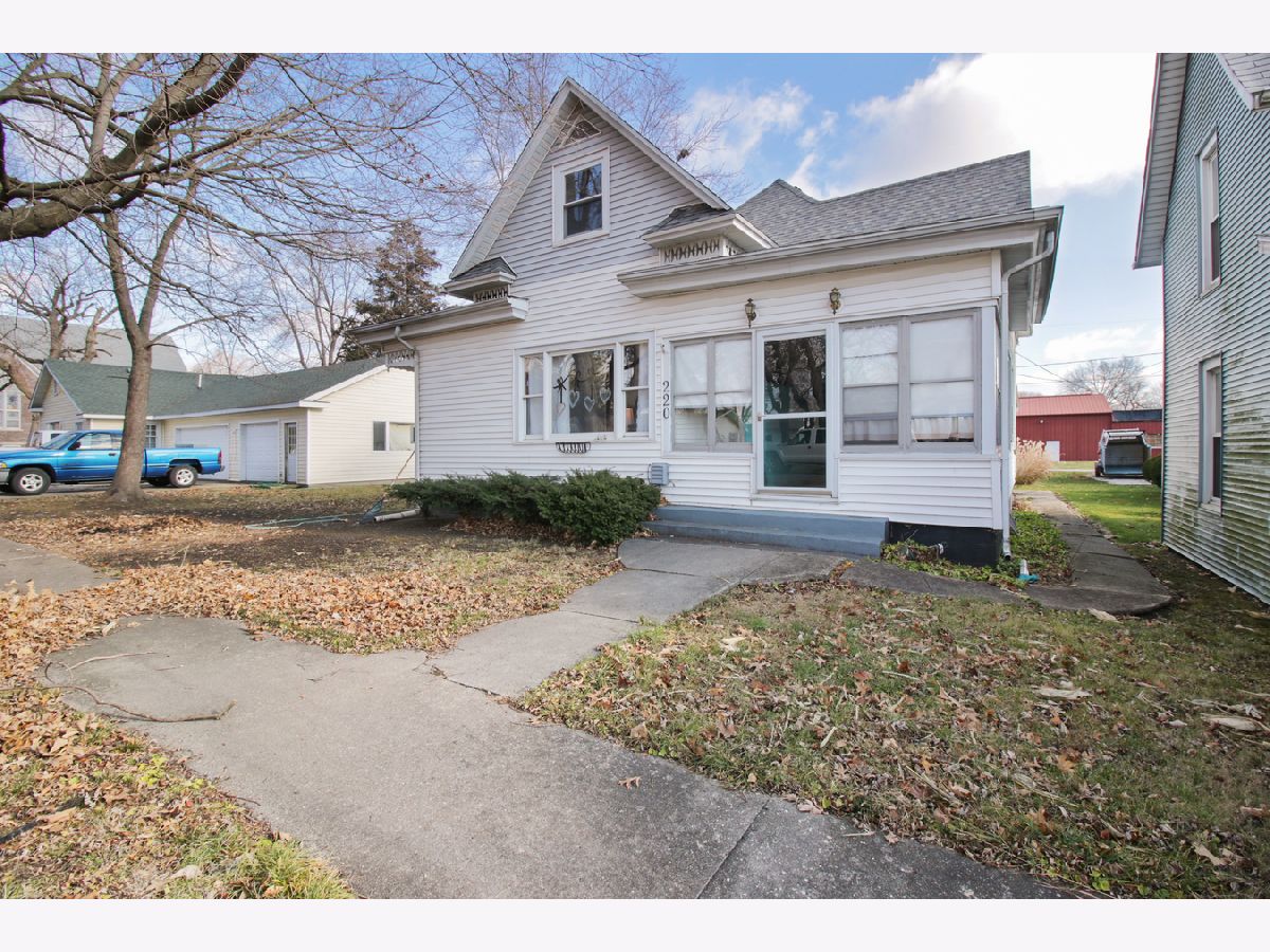  Sold Deland Illinois, 220 Illinois