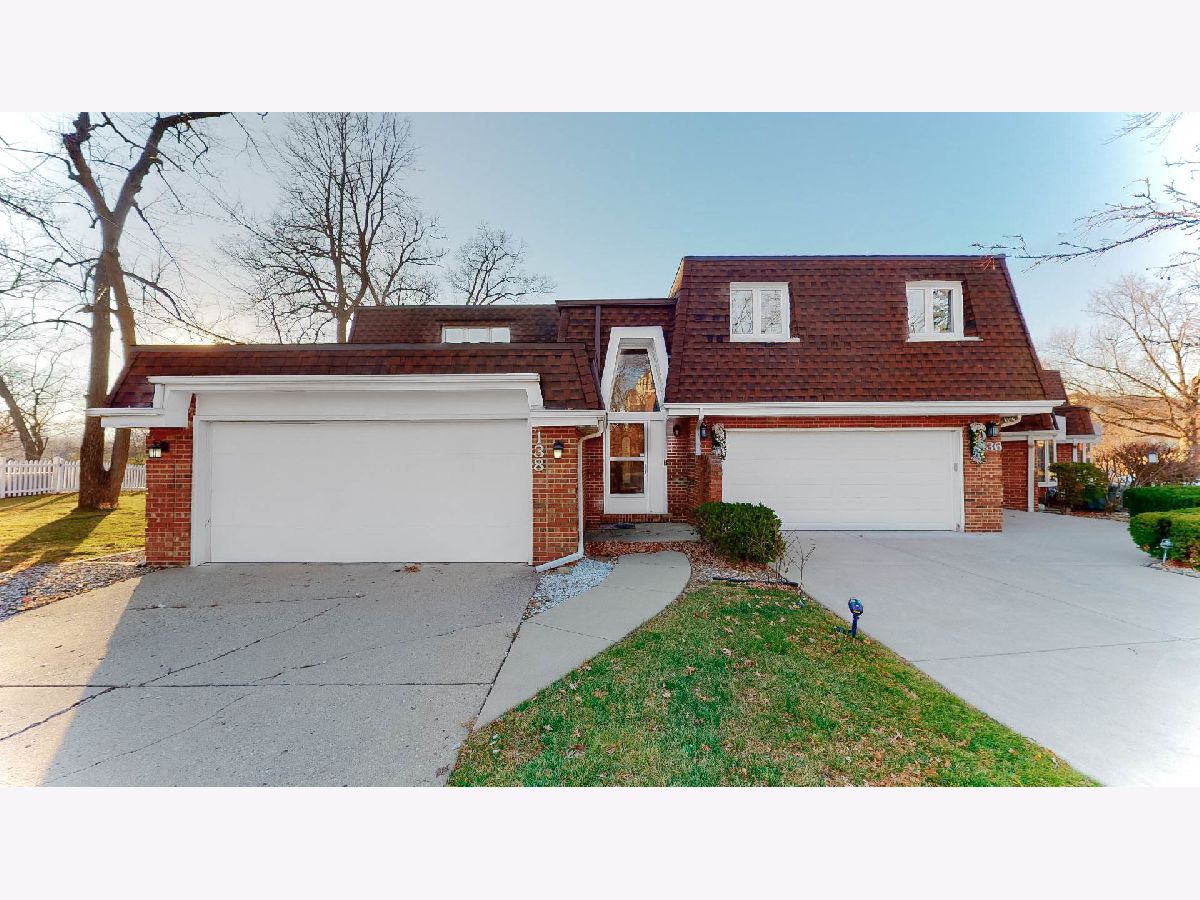 Royal Oaks Wood Dale IL, Homes & Condos & Townhomes For Sale & For Rent