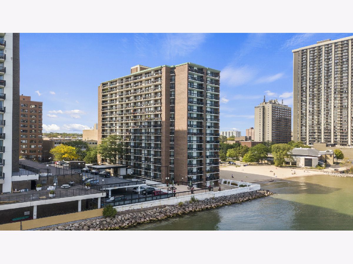 Condominiums Sold Thorndale Beach North Chicago Illinois, 5901 Sheridan