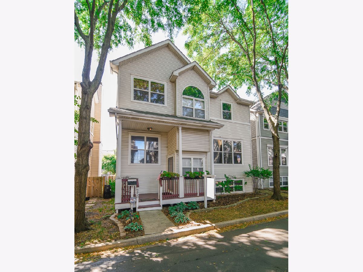 Townhomes & Homes Sold Terraces Of Old Irving Chicago Illinois, 4453 Hutchinson