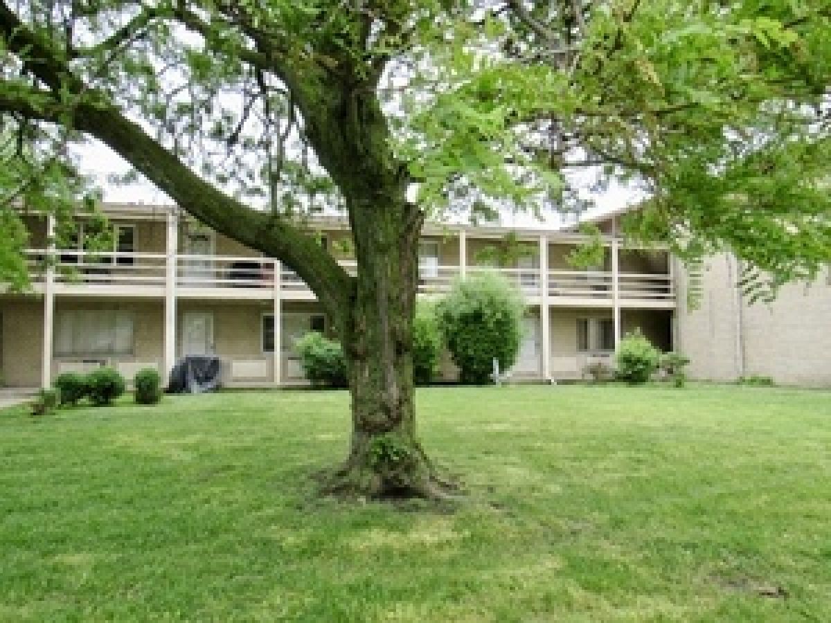 Condos & Townhomes Sold Keystone Court Midlothian Illinois, 14547 Keystone