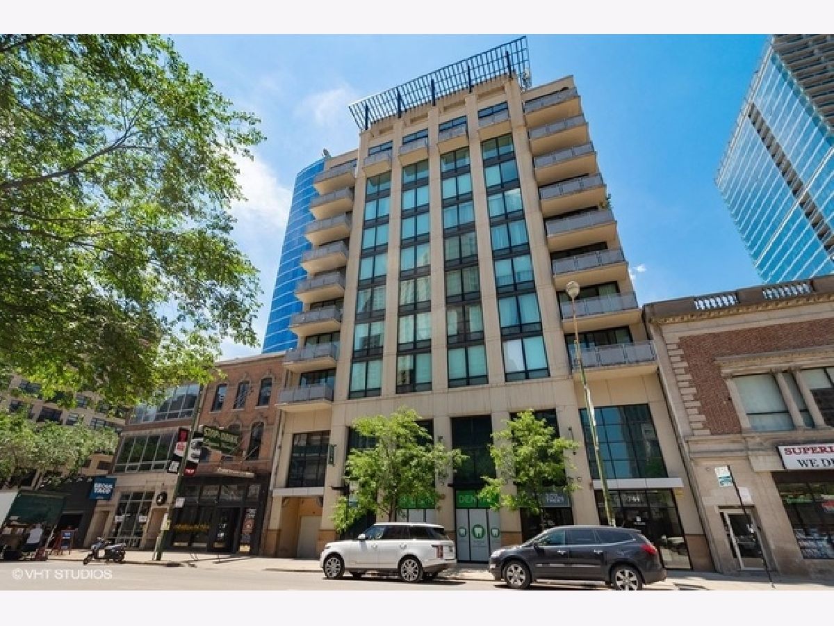 Condominiums Rented Royalle Chicago Illinois, 744 Clark