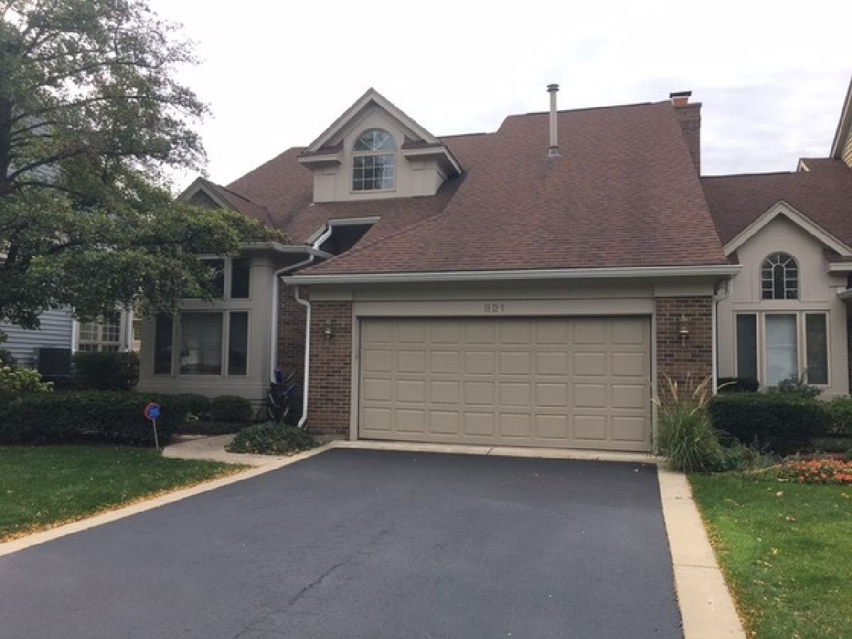 Townhomes Sold Fountains Of Deerfield Deerfield Illinois, 821 Fountain View
