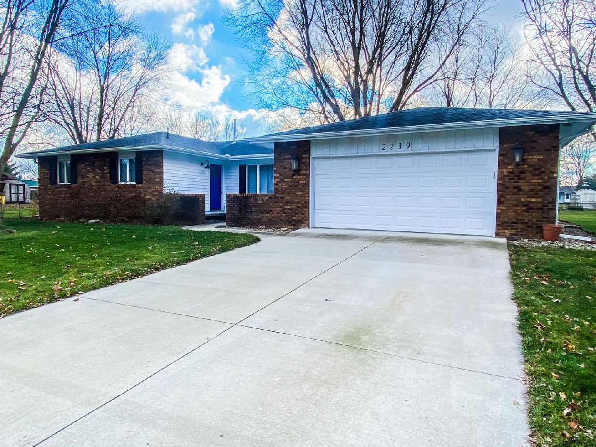 Homes Sold Heather Hills St Joseph Illinois, 2239 Woodard