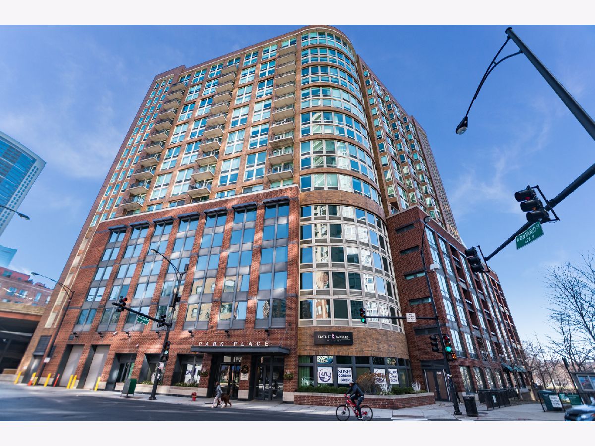 Condominiums Sold Park Place Chicago Illinois, 600 Kingsbury