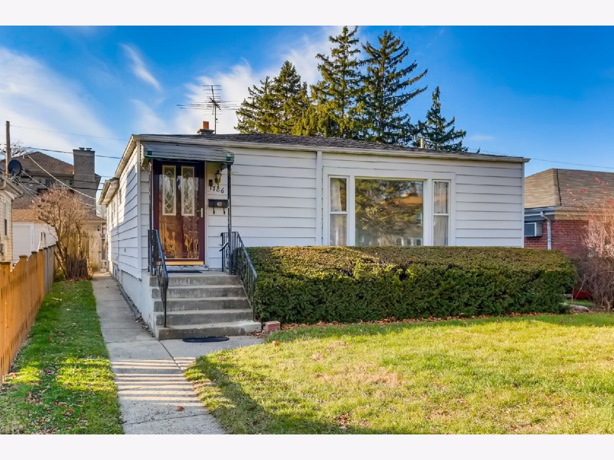 Condos & Townhomes & Homes Sold Riverview Des Plaines Illinois, 1786 White