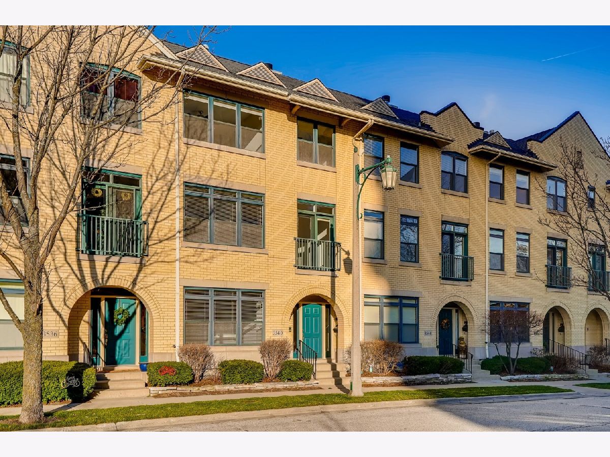Condos & Townhomes & Homes Rented Fort Sheridan Highland Park Illinois, 3540 Patten