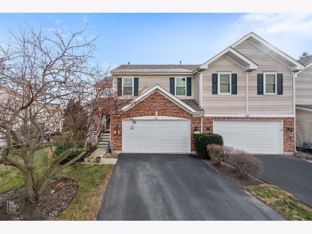 Townhomes & Homes Sold Prairie Pointe Streamwood Illinois, 21 Blue Stem