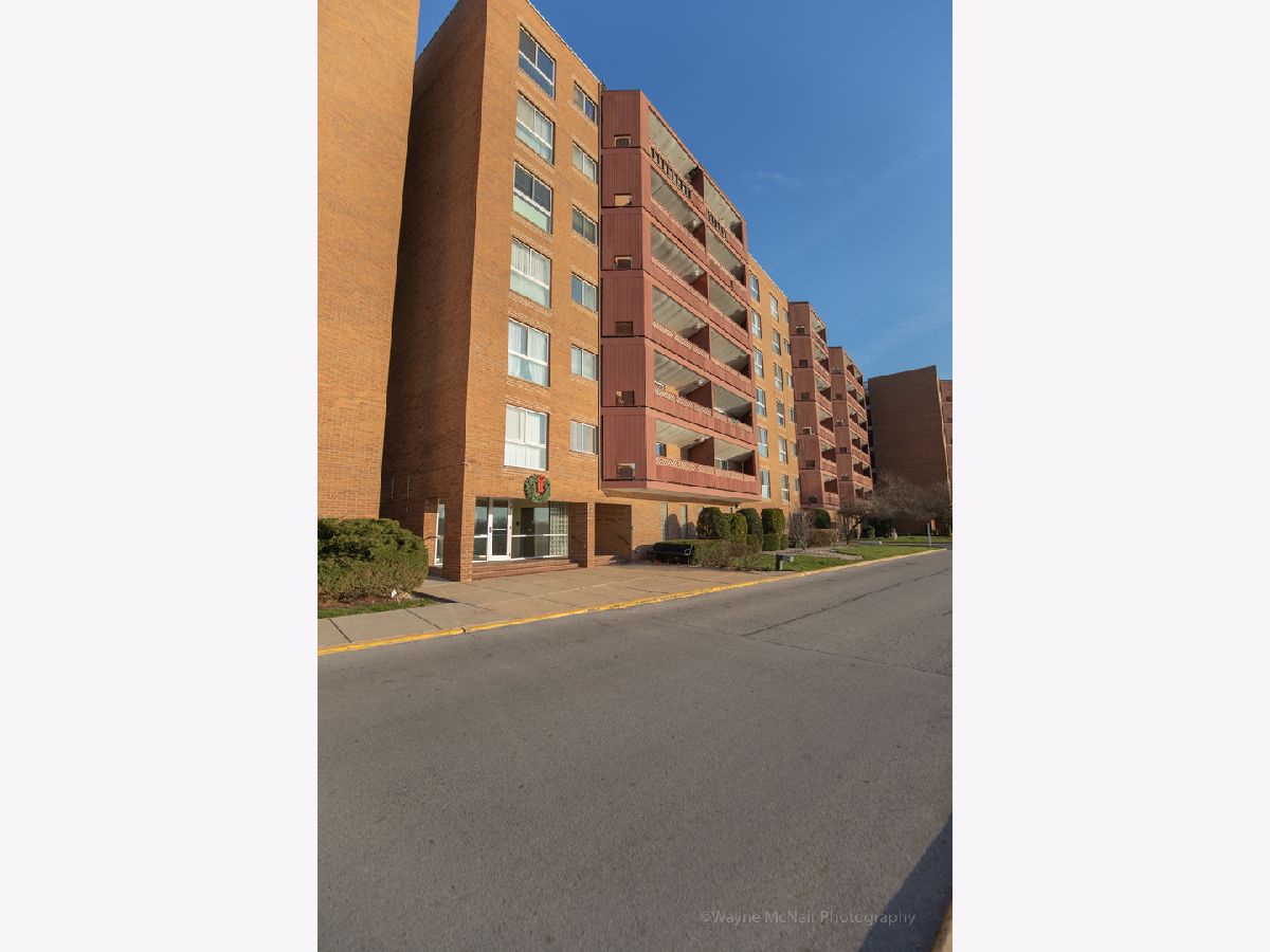 Condominiums Sold Park Of River Oaks Calumet City Illinois, 100 Park