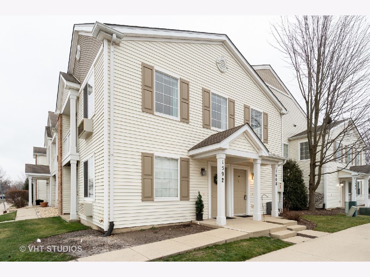 Prairie Point Aurora IL, Condos & Townhomes For Sale & For Rent Sadie