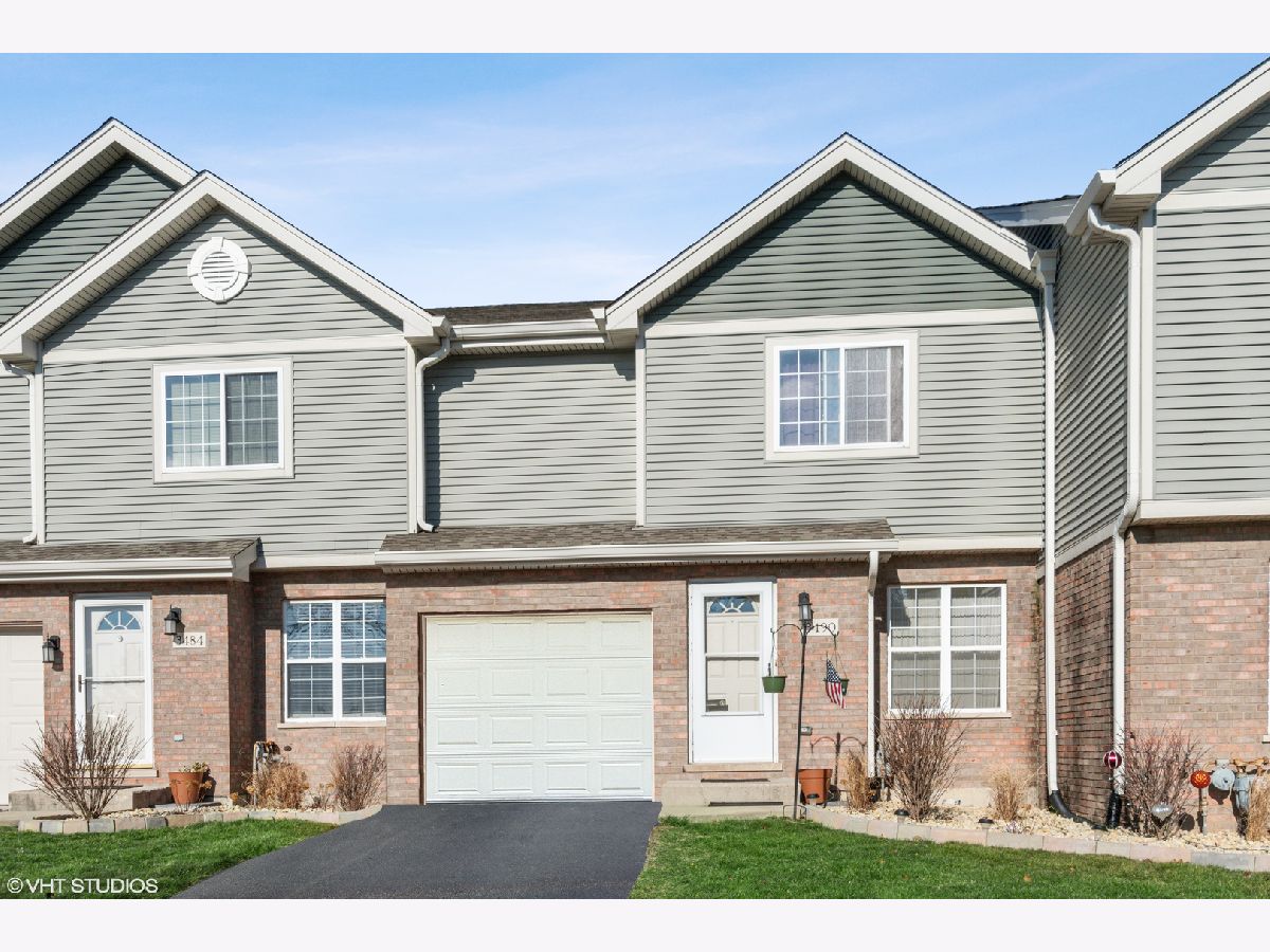 Townhomes & Condos Sold Emerald Shores Aurora Illinois, 3490 Cerena