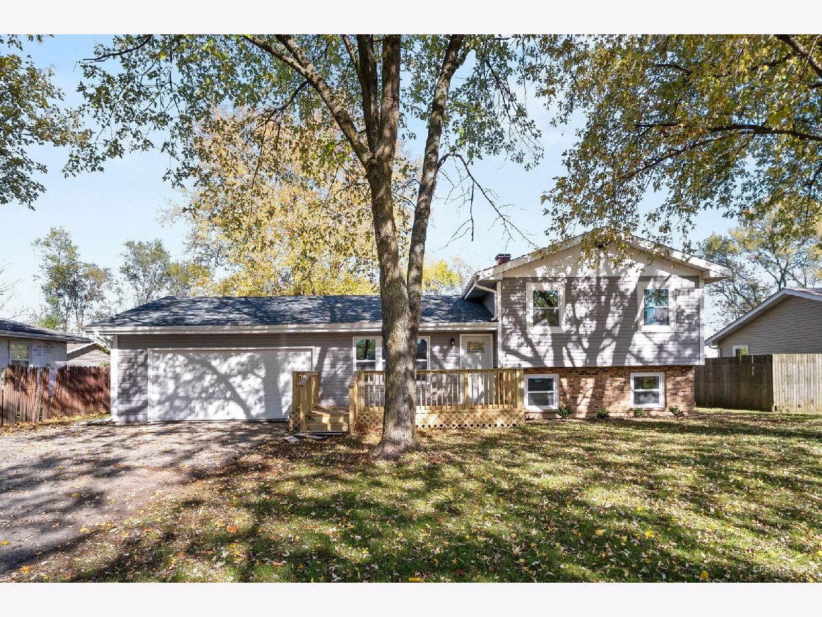 Homes Sold Blackberry Heights Montgomery Illinois, 2243 Countryside
