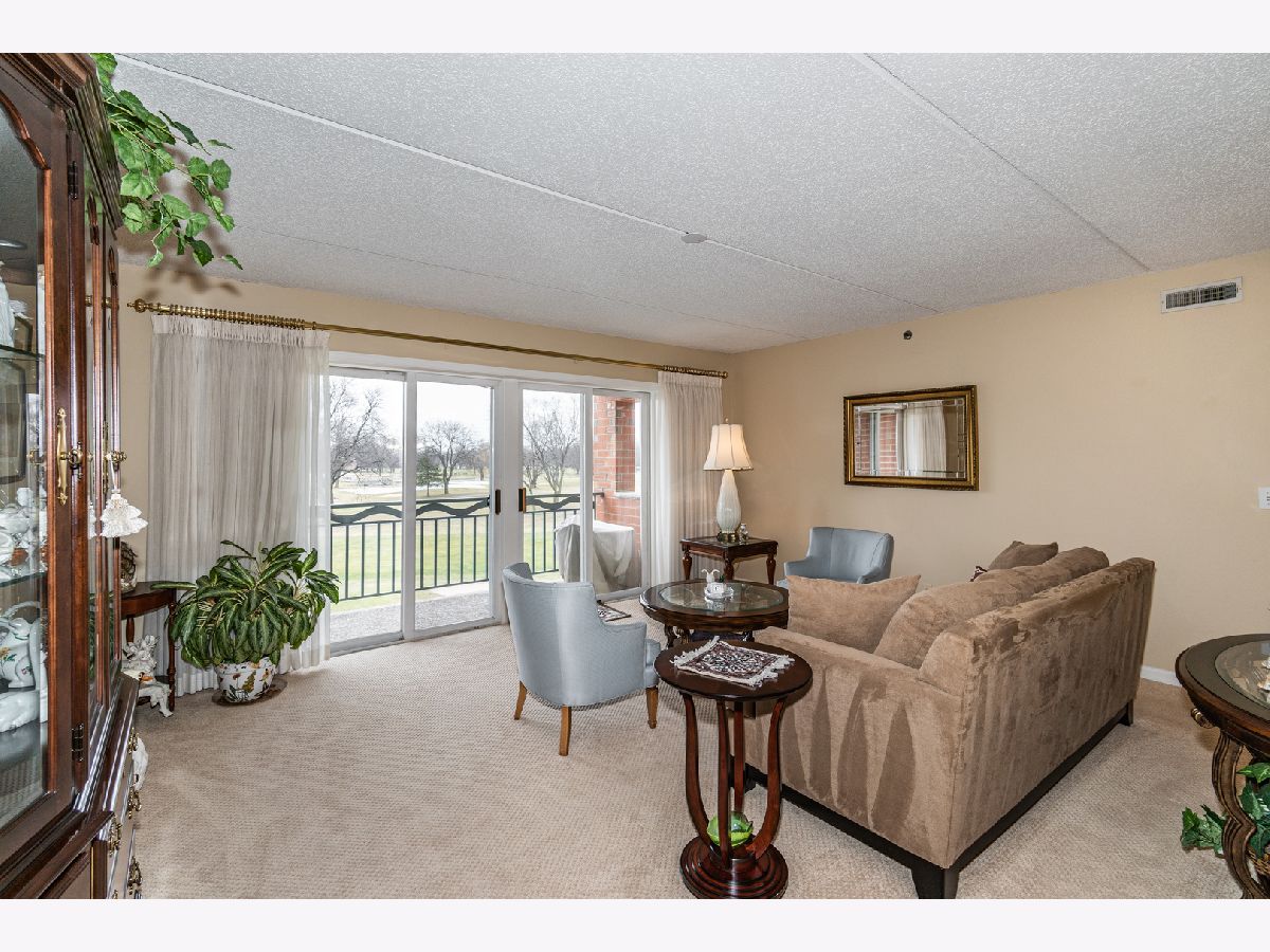 710 Creekside Drive, Mount Prospect, Illinois 60056 MLS 10956577 WinterCohen