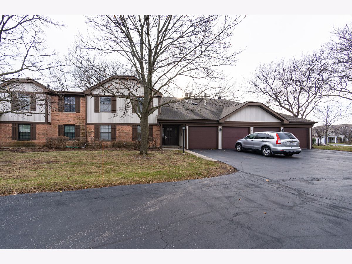 Lexington Green Ii Schaumburg IL, Condominiums For Sale & For Rent