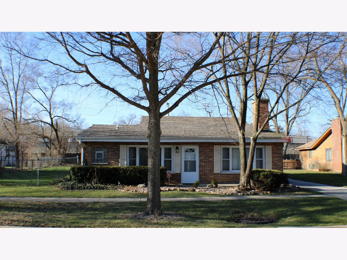 Homes Rented Fox River View Algonquin Illinois, 1212 Rattray