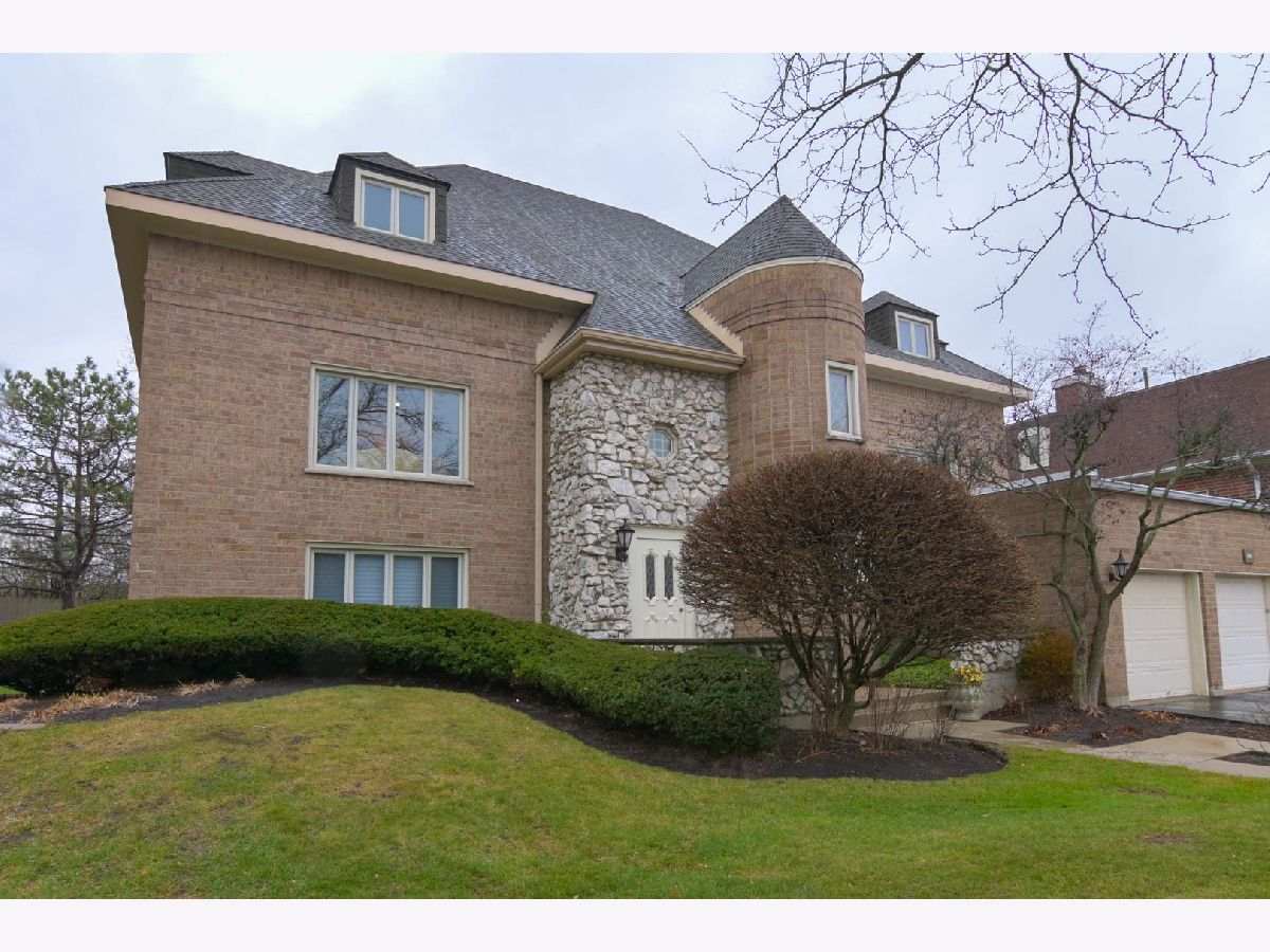 Condos & Townhomes Rented Ballantrae Northbrook Illinois, 740 Ballantrae