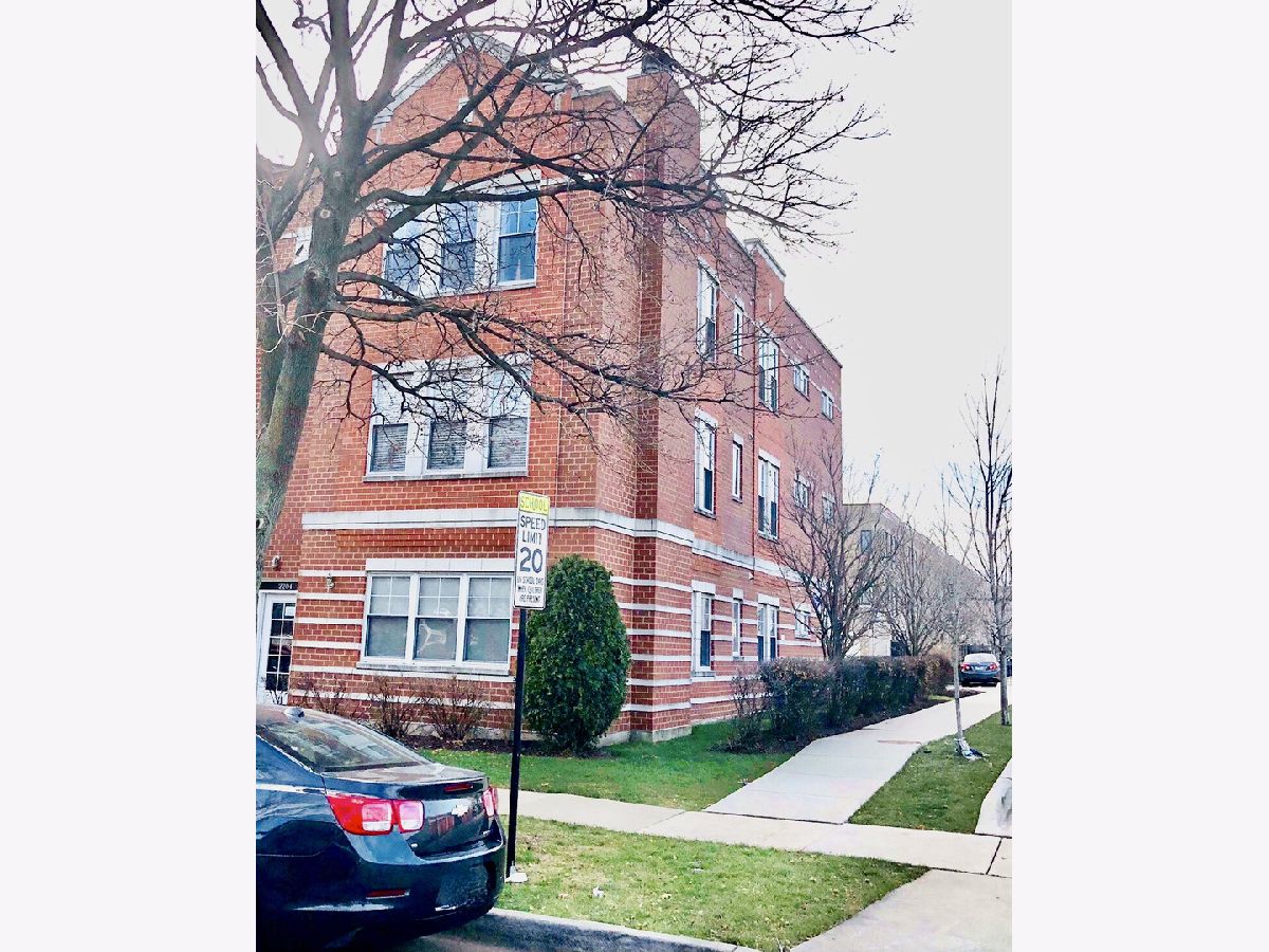 Condominiums Sold Palmer Pointe Chicago Illinois, 2204 Natchez