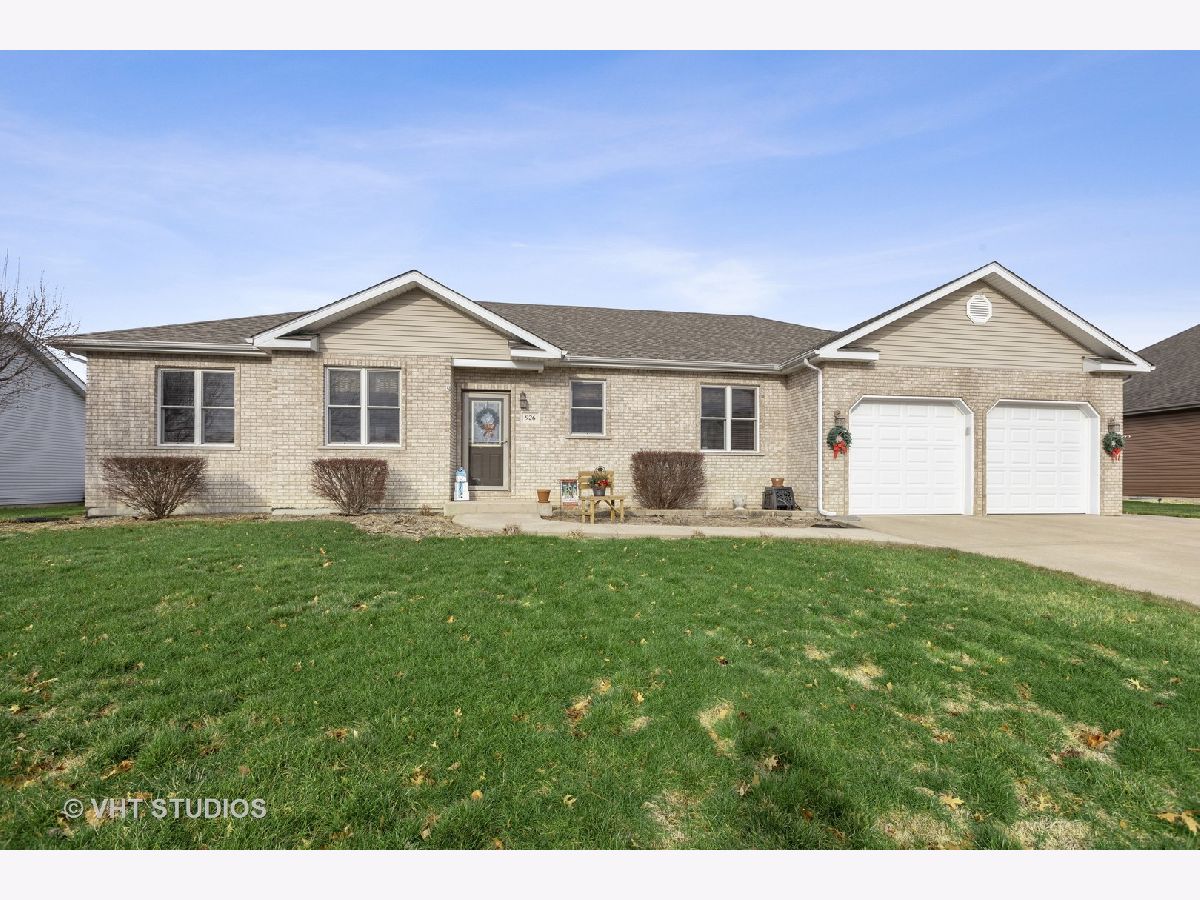Homes & Condos & Townhomes Sold Kahler Ridge Wilmington Illinois, 926 Manchester