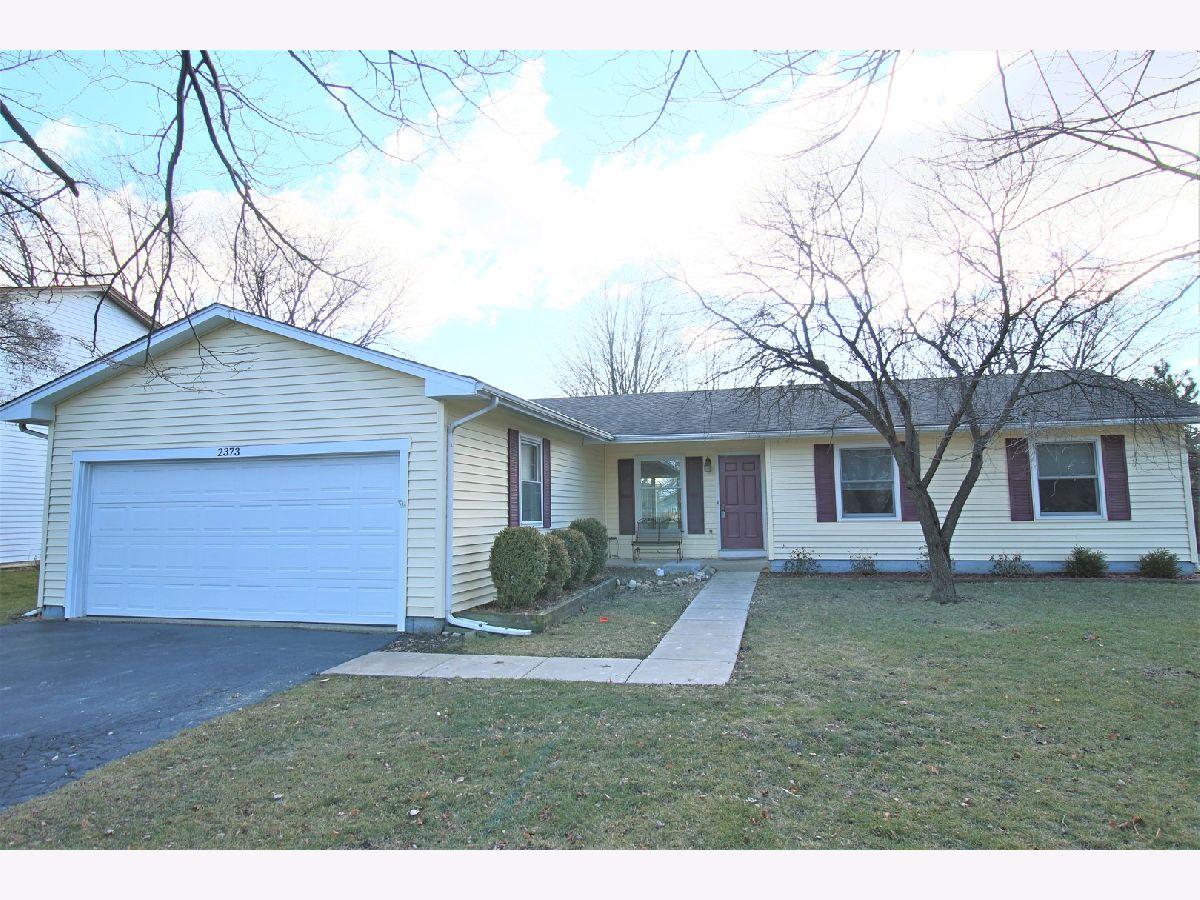 Homes Rented Green Hills Aurora Illinois, 2373 S Crescent