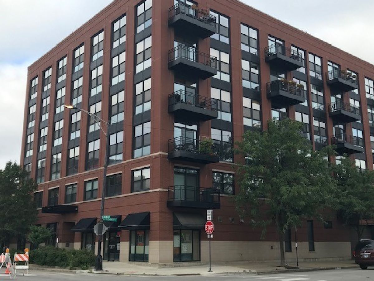 Condos & Townhomes Rented Westgate Terrace Chicago Illinois, 1260 Washington