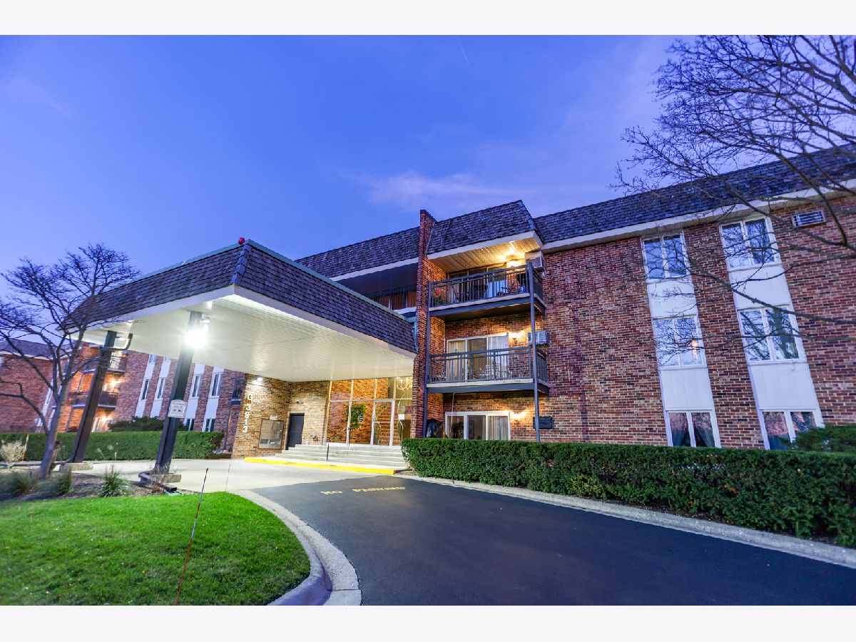 3913 Saratoga Avenue, Downers Grove, Illinois 60515 MLS 10959750