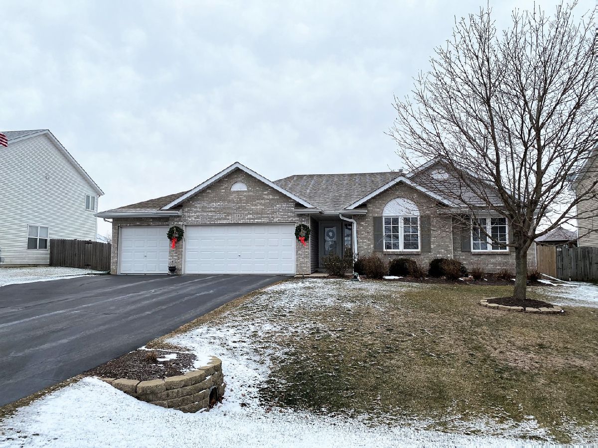 Homes Sold Chicory Ridge Roscoe Illinois, 563 Applemint