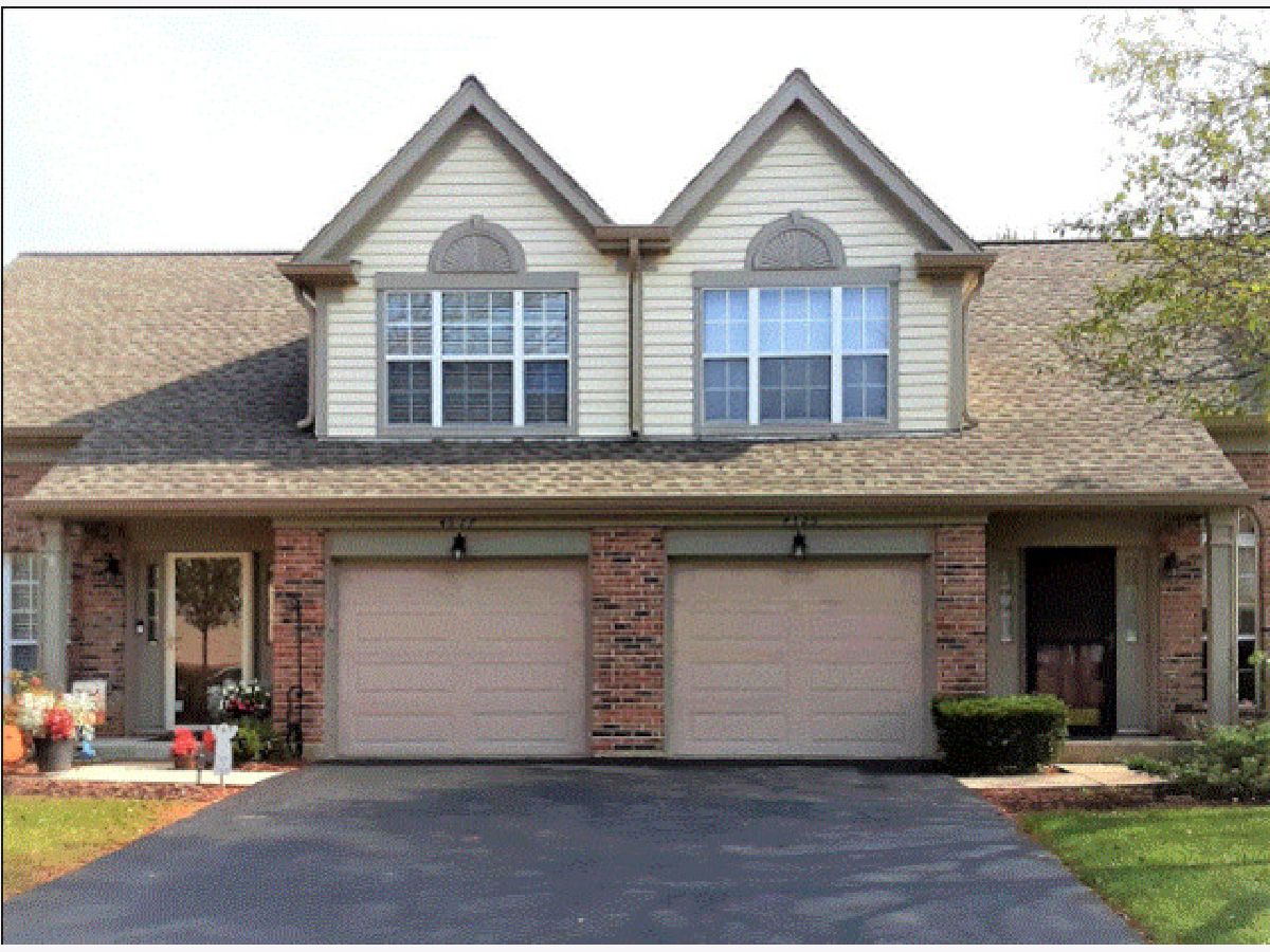 Townhomes Sold Newport Village Arlington Heights Illinois, 4025 Newport