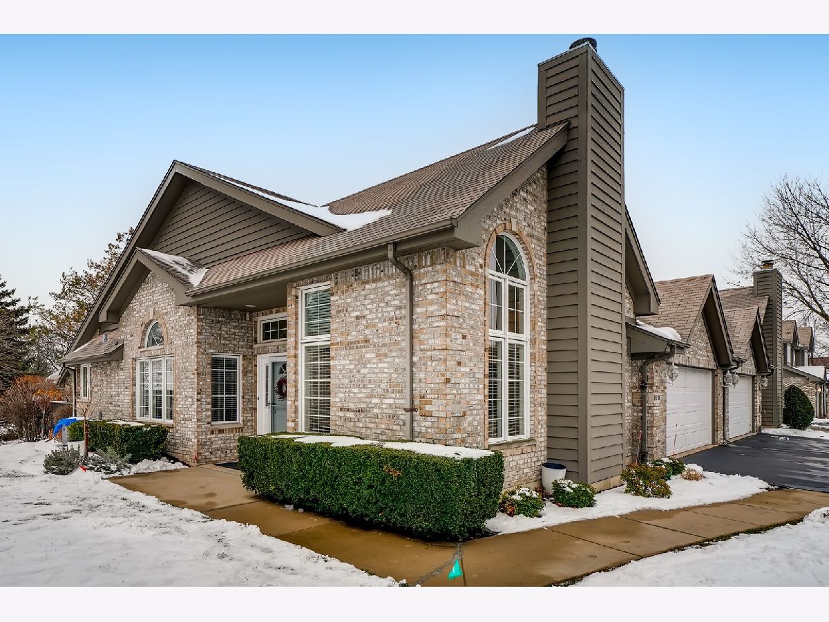 Townhomes Sold Chesterfield Place Orland Park Illinois, 8619 Nancy