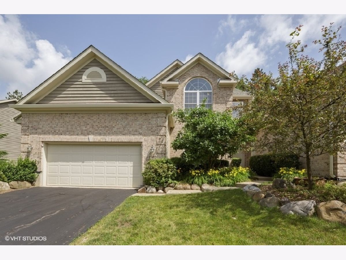 Townhomes Sold Villas At Bull Valley Woodstock Illinois, 1302 Boulder
