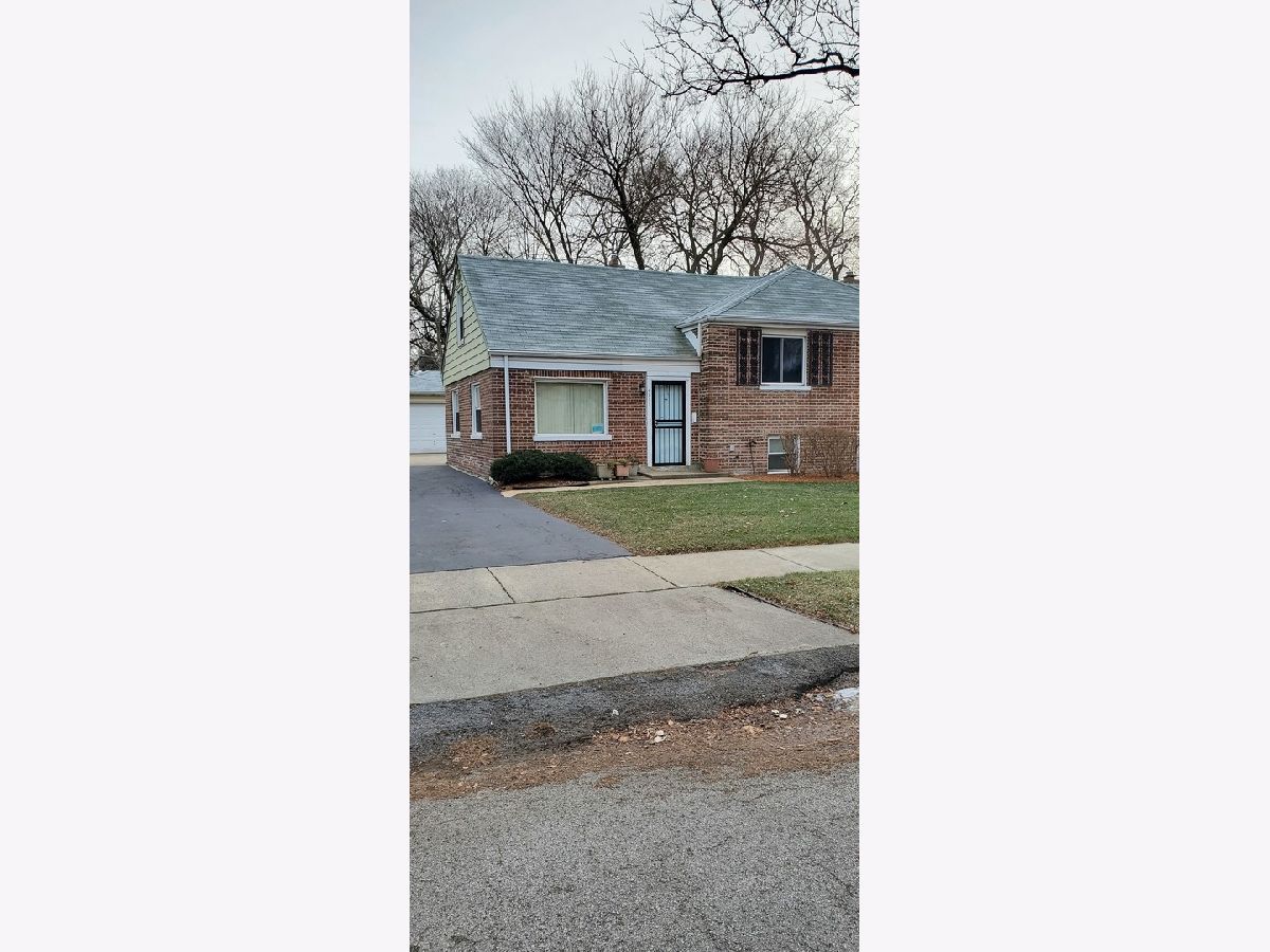 Townhomes & Homes Sold Merrionette Manor Chicago Illinois, 9611 Brennan