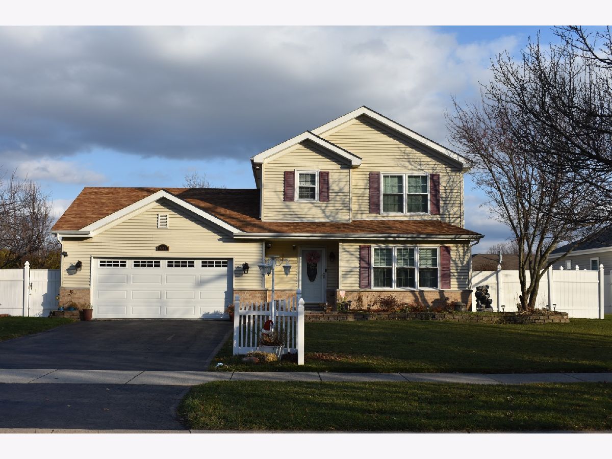 Homes & Townhomes Sold Deer Meadows Crete Illinois, 884 Bradford