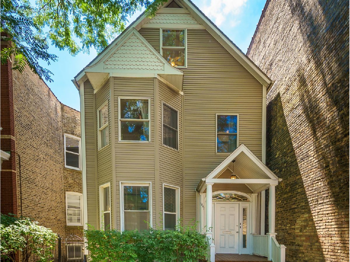 Townhomes & Condos & Homes Sold Roscoe Village/lakeview Chicago Illinois, 1847 Addison