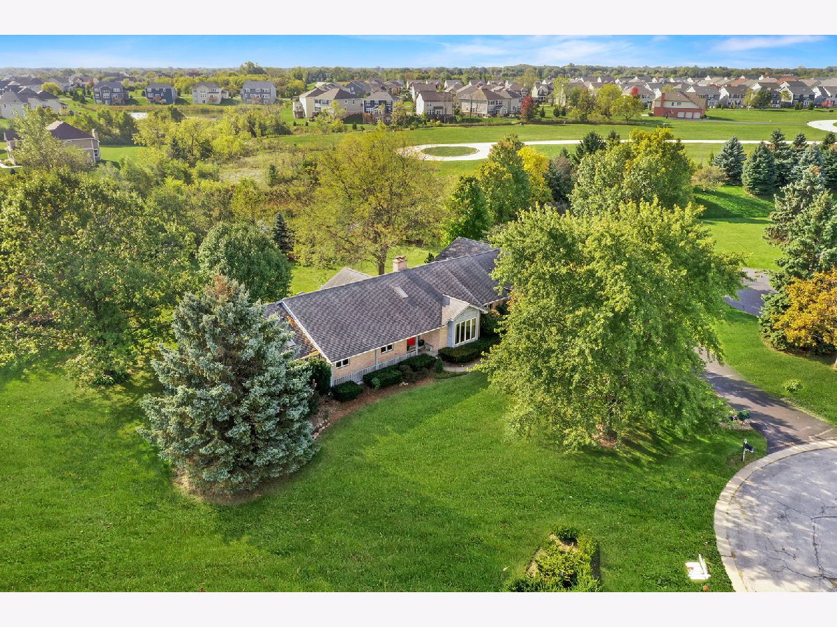 Homes Sold Lake Lorraine Estates Hawthorn Woods Illinois, 2 Goldfinch