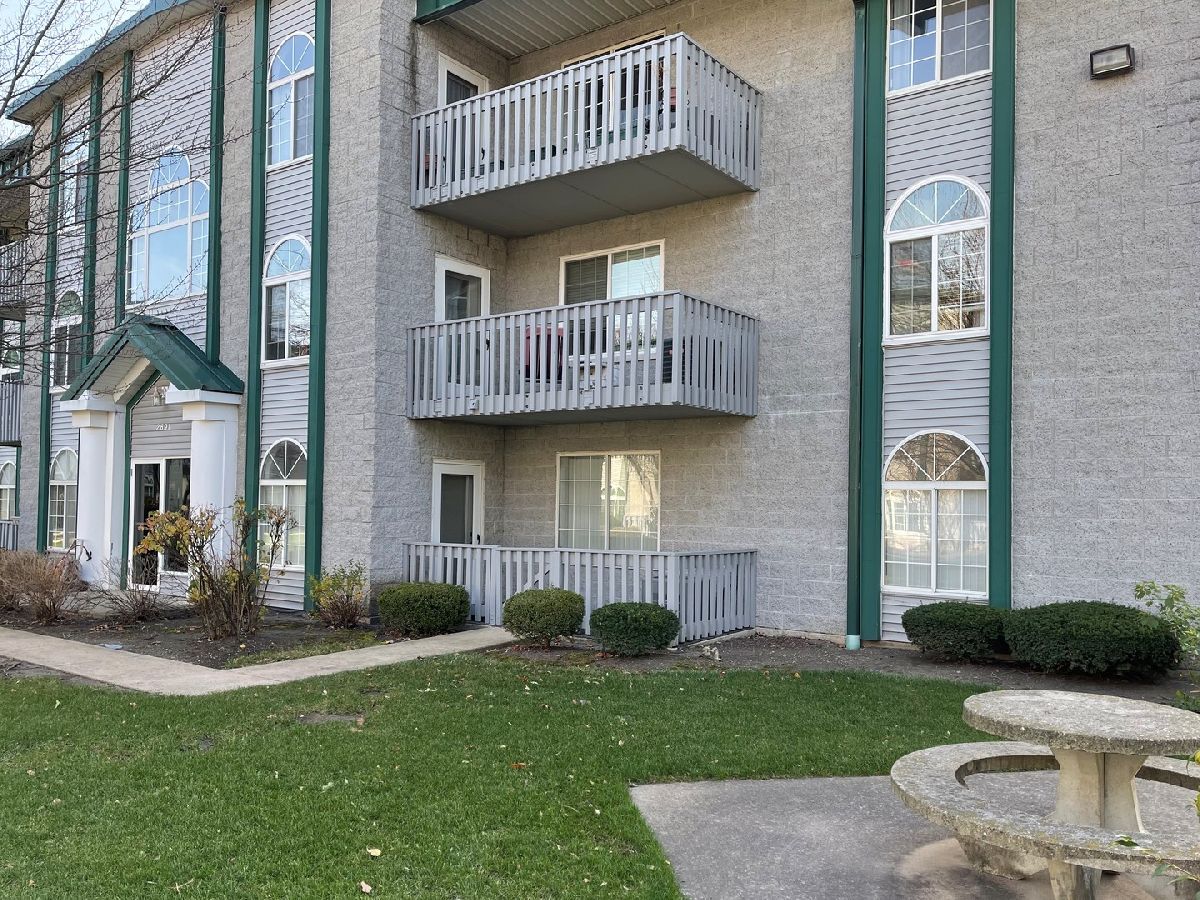 Condominiums Sold Heritage Terrace Joliet Illinois, 2891 Heritage