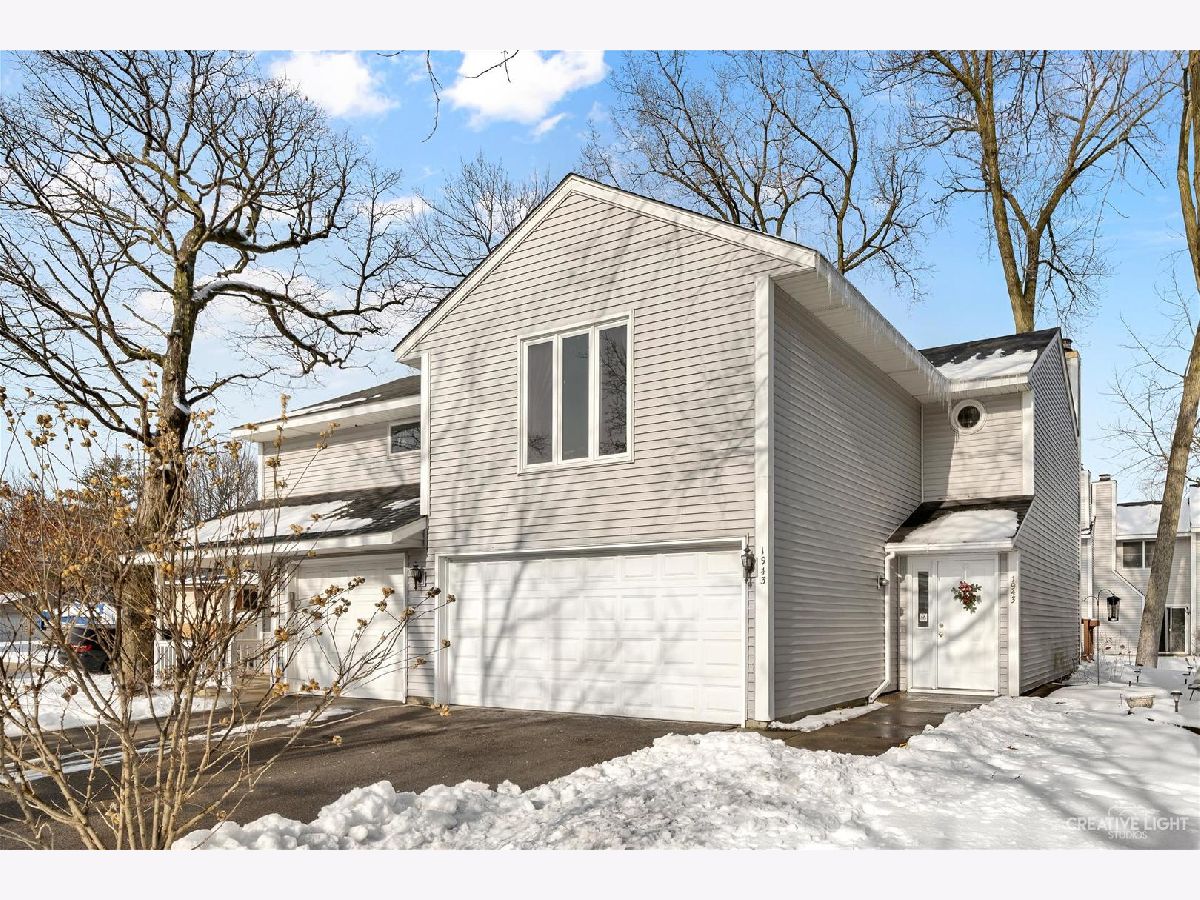 Condos & Townhomes Sold Oak Creek West Aurora Illinois, 1943 Charles