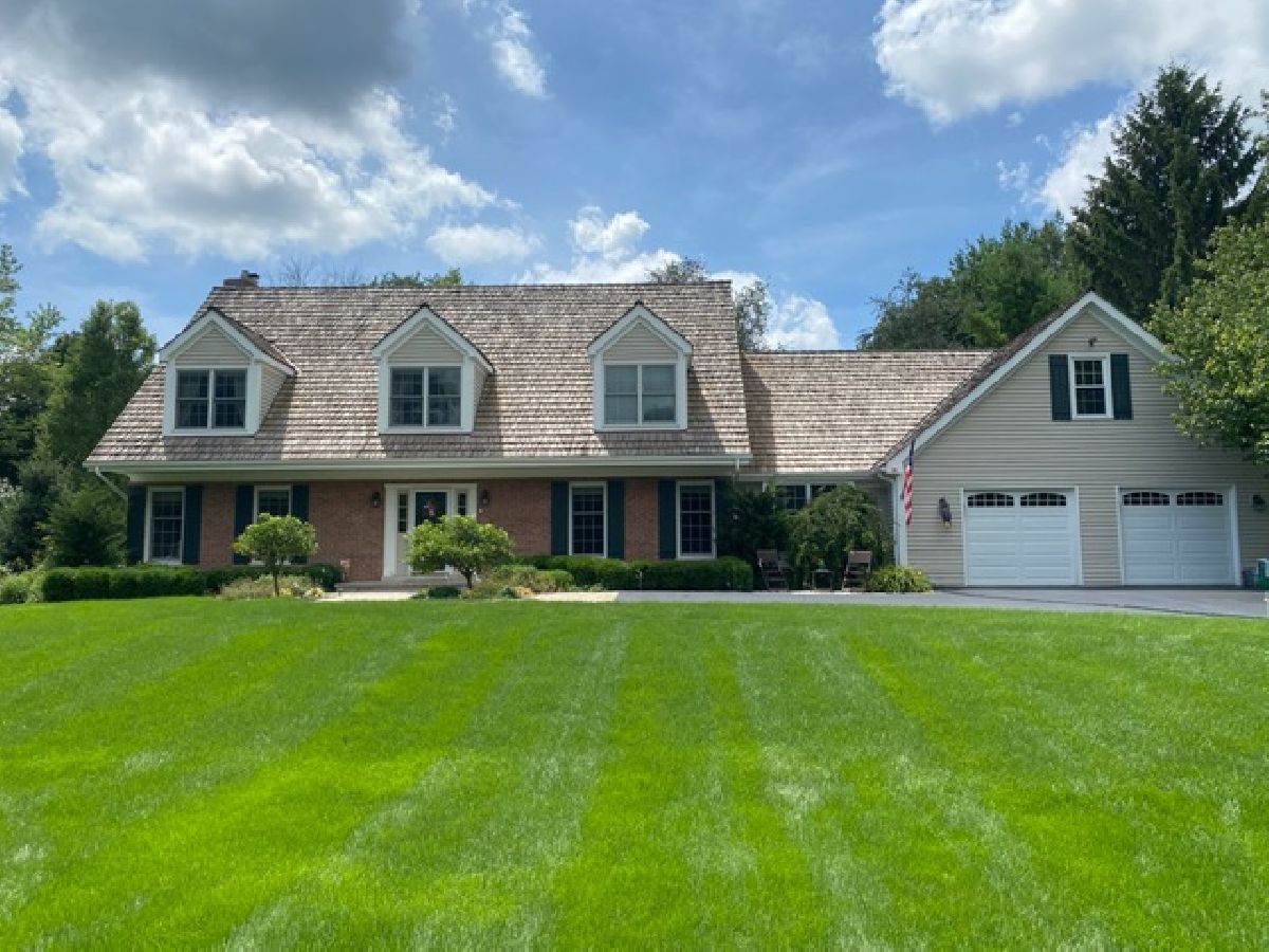 Homes Sold Country Club Estates Tower Lakes Illinois, 284 Pebble Creek