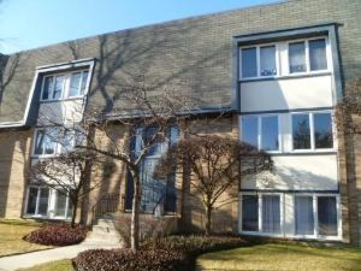 Condominiums Rented Ammer Ridge Glenview Illinois, 2113 Ammer Ridge