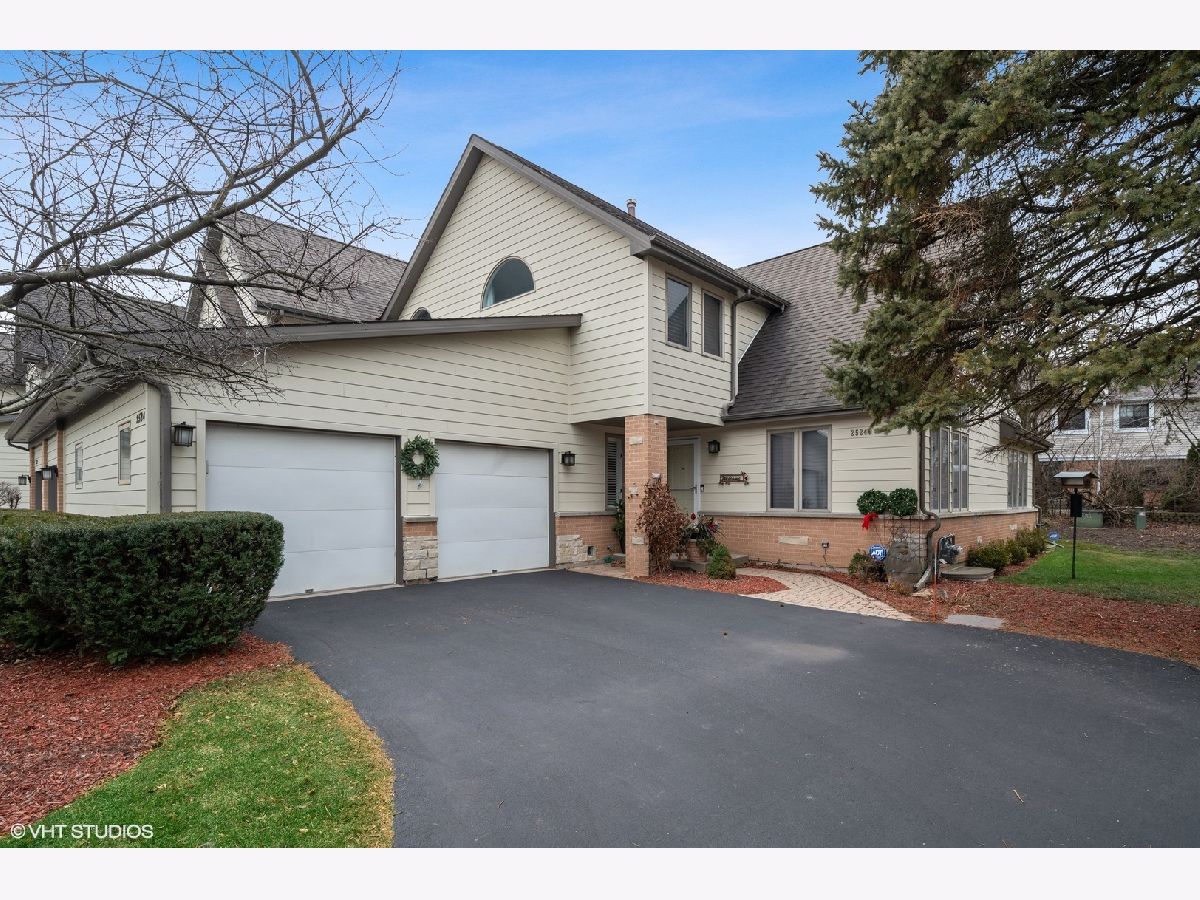Condos & Townhomes Sold Willow Cove Northbrook Illinois, 2524 Virginia