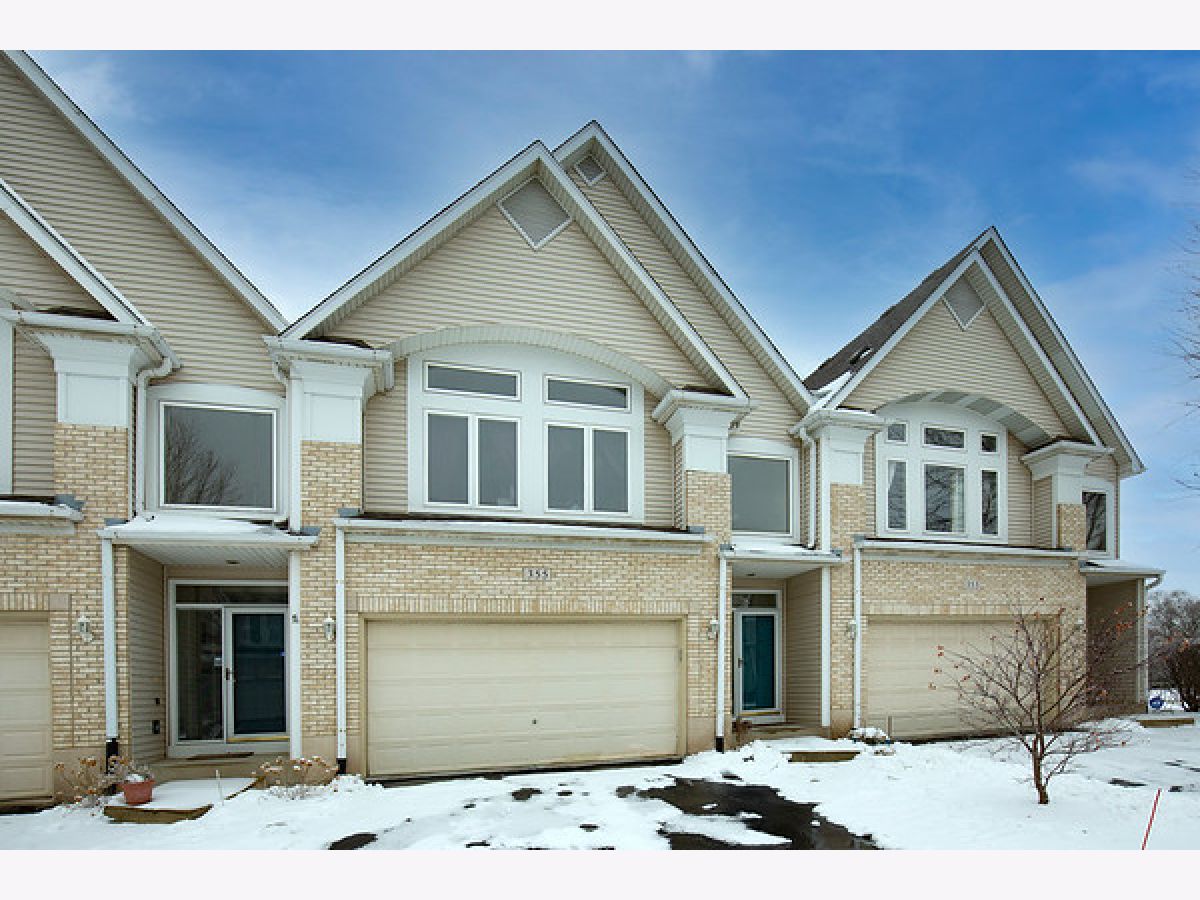 Townhomes Sold Wooded Creek Bolingbrook Illinois, 355 Aaron