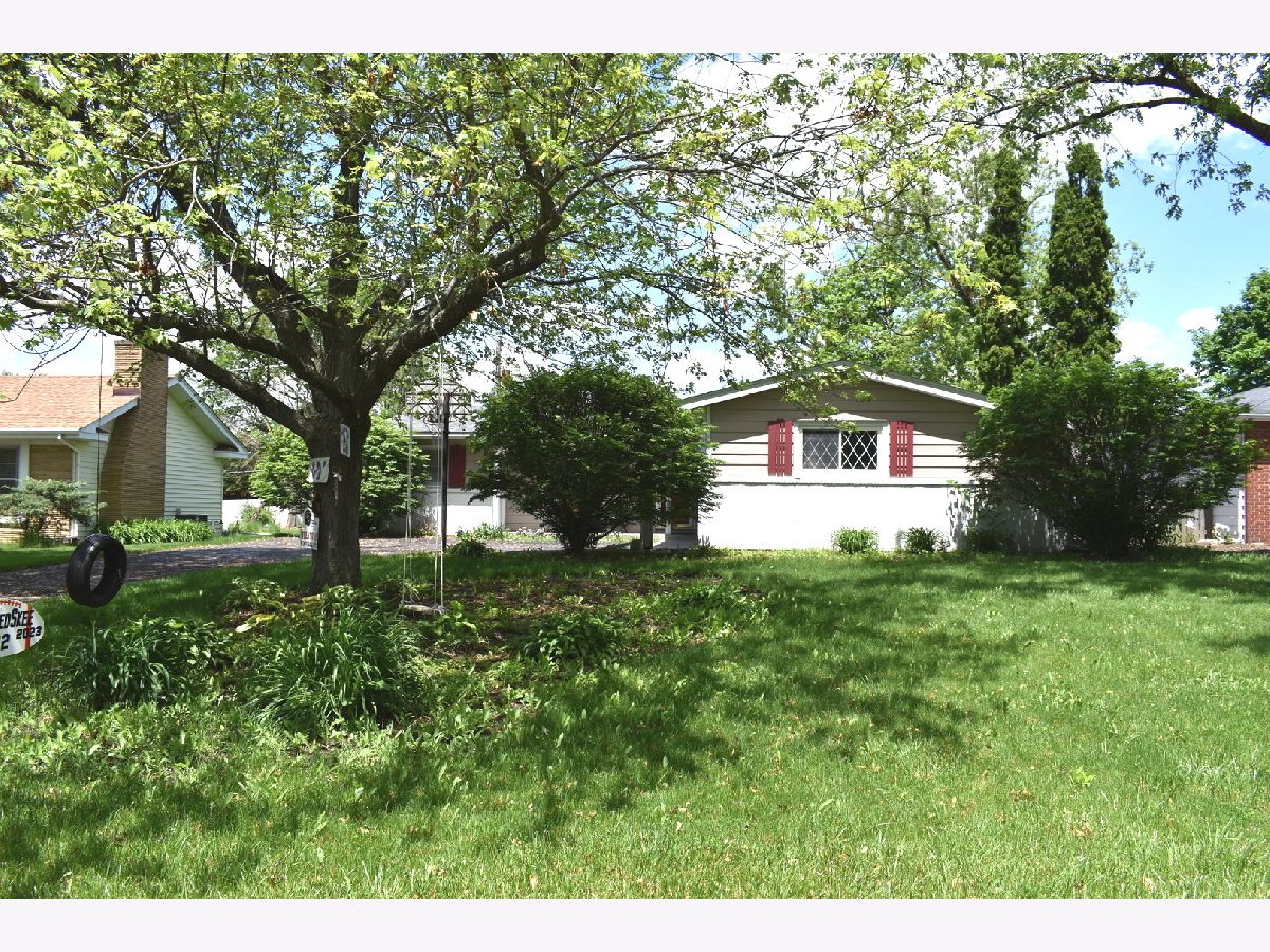 Homes Sold Westhaven Wheaton Illinois, 1411 Paula