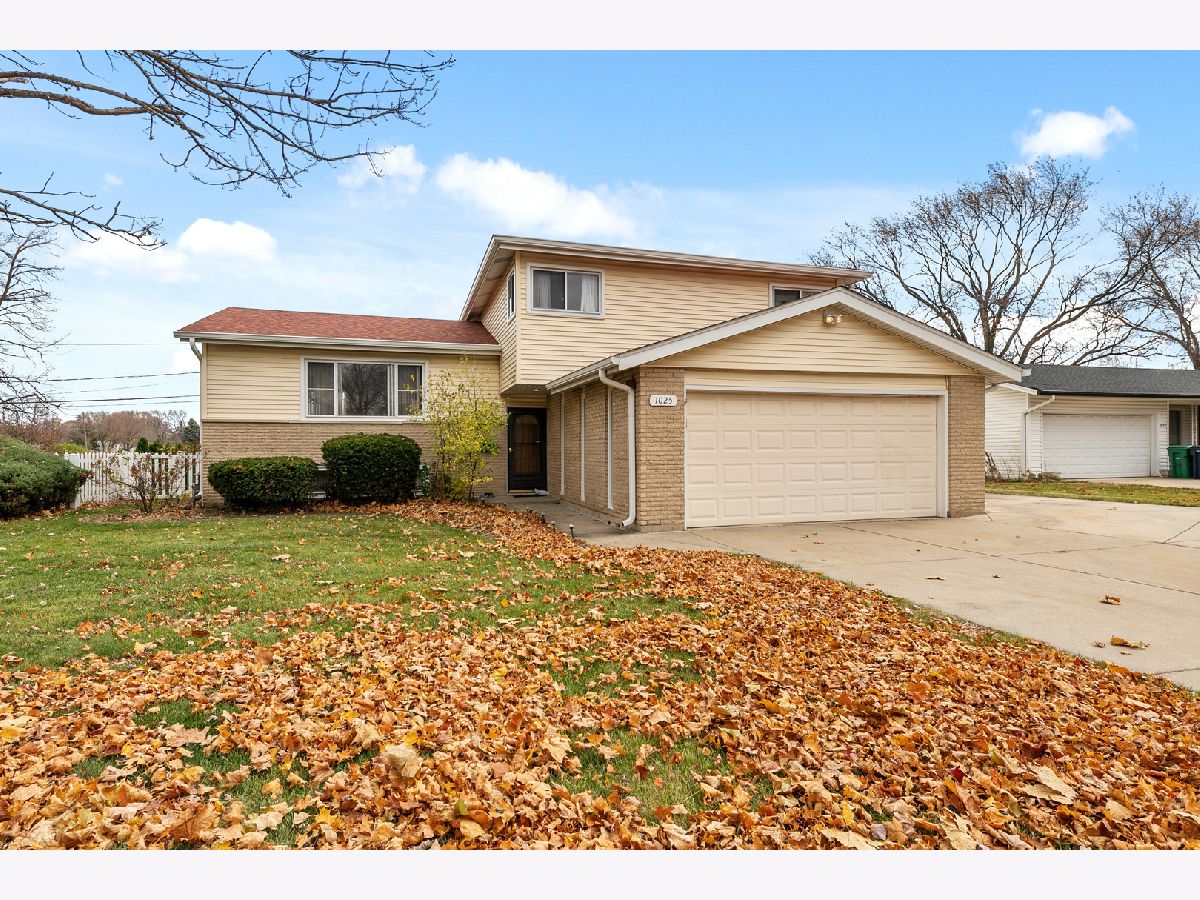 Homes Sold Melody Lane Lombard Illinois, 1025 Edson
