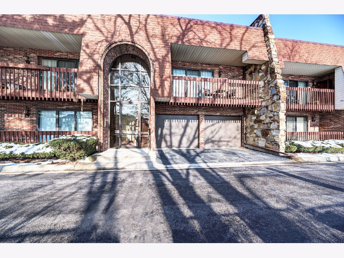 6329 Clarendon Hills Road, Willowbrook, Illinois 60527 MLS 10964930