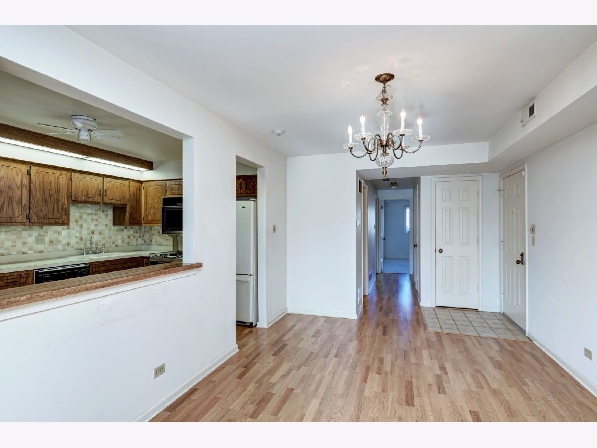 6329 Clarendon Hills Road, Willowbrook, Illinois 60527 MLS 10964930